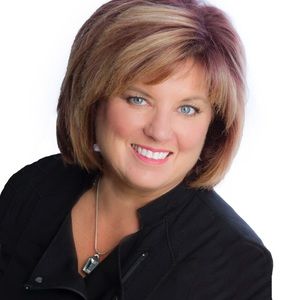 Meet your Posher, Dawn-marie